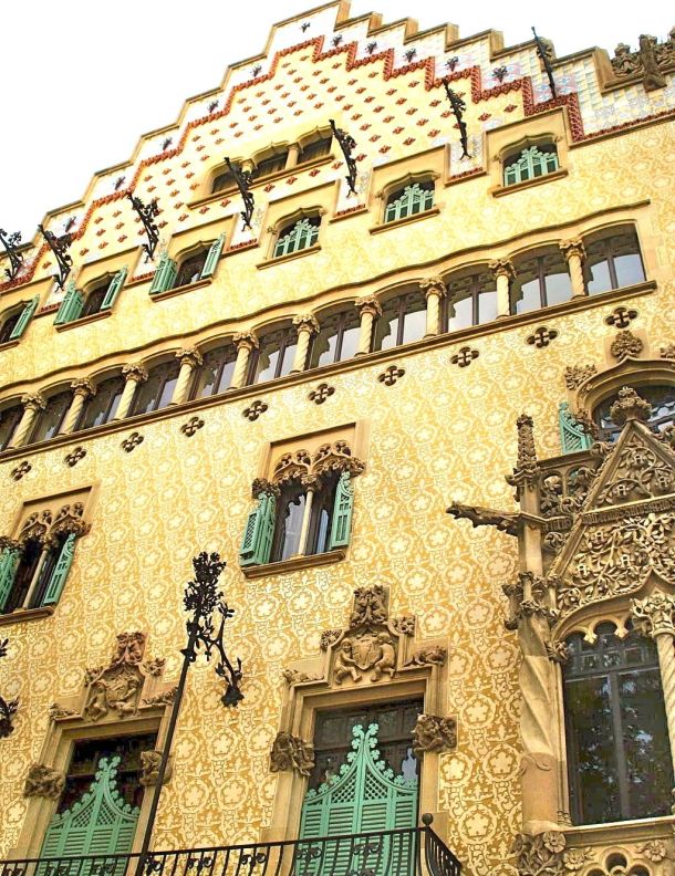 Casa Amatller Front
