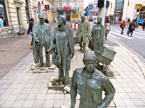 Pedestrians Disappearing 2