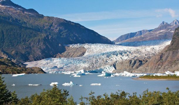 Mendenhall_Glacier_(Alaska)