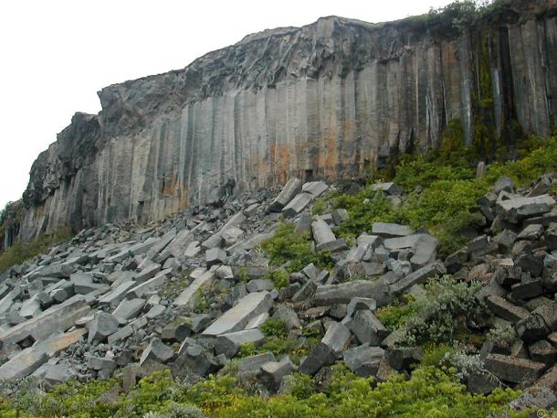 Columar jointing iceland