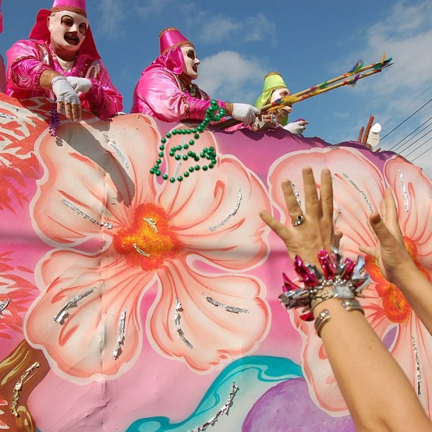 Throw me some beads, Mistuh! 2