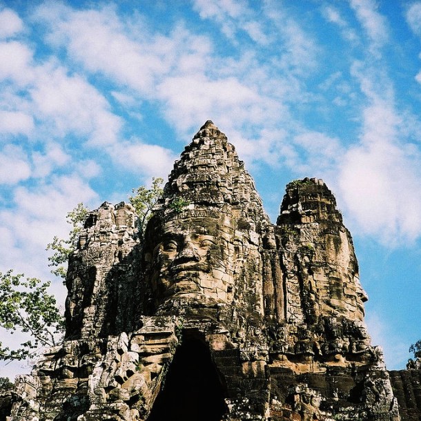 angkor-thom-victory-gate-version-2
